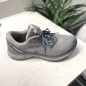 Women’s Brooks Ghost 11 Running Shoes